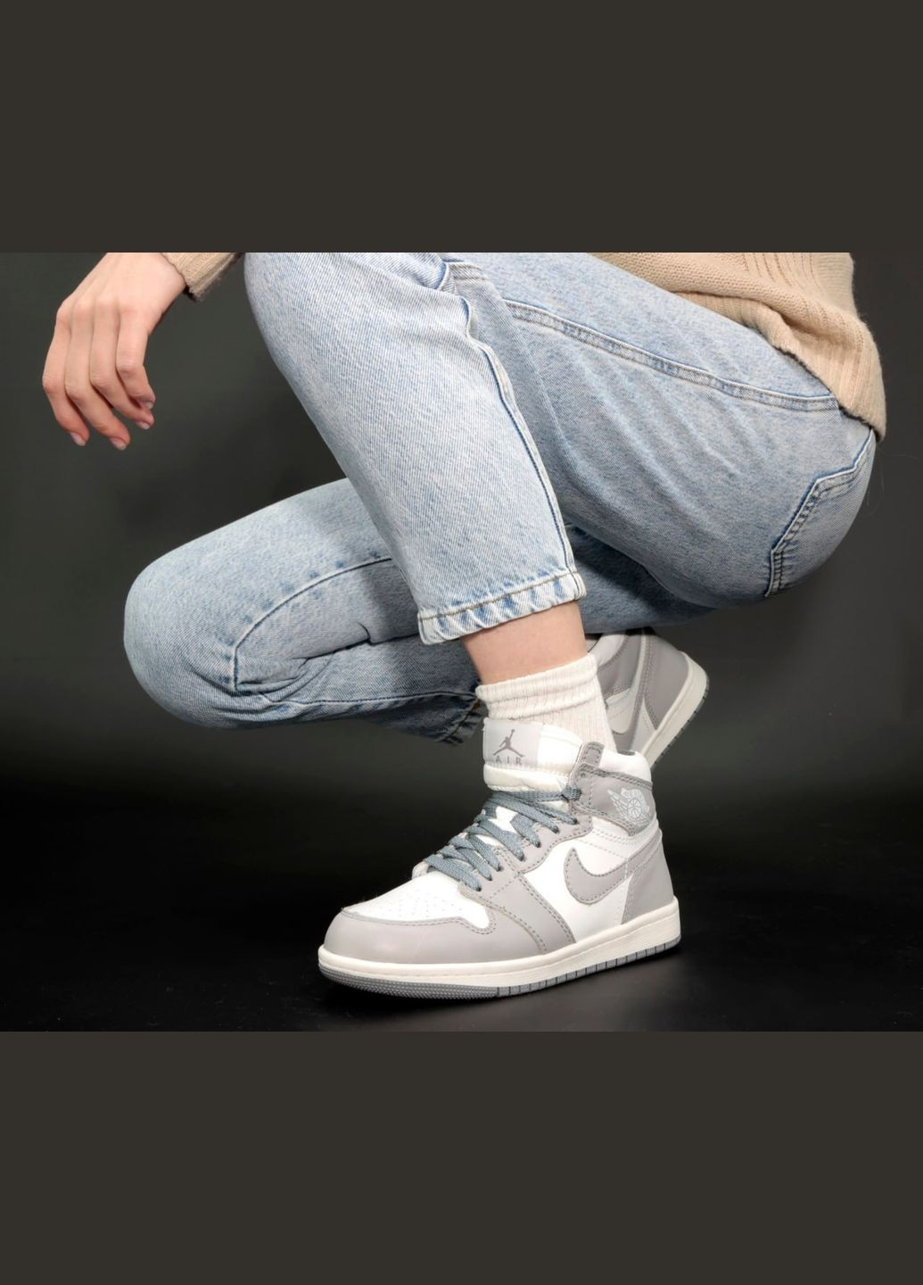 Кросівки зимові жіночі Nike Air Jordan 1 winter gray white fur | Найк Аір Джордан 1 сірі білі з хутром No Brand сірі зими (308072615)