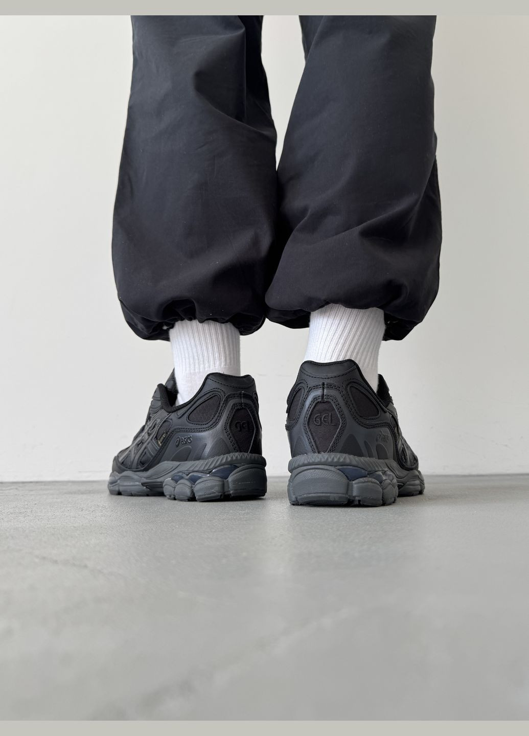 Черные демисезонные кроссовки мужские asics gel-nyc gore-tex black | асикс гель-нюк черные No Brand