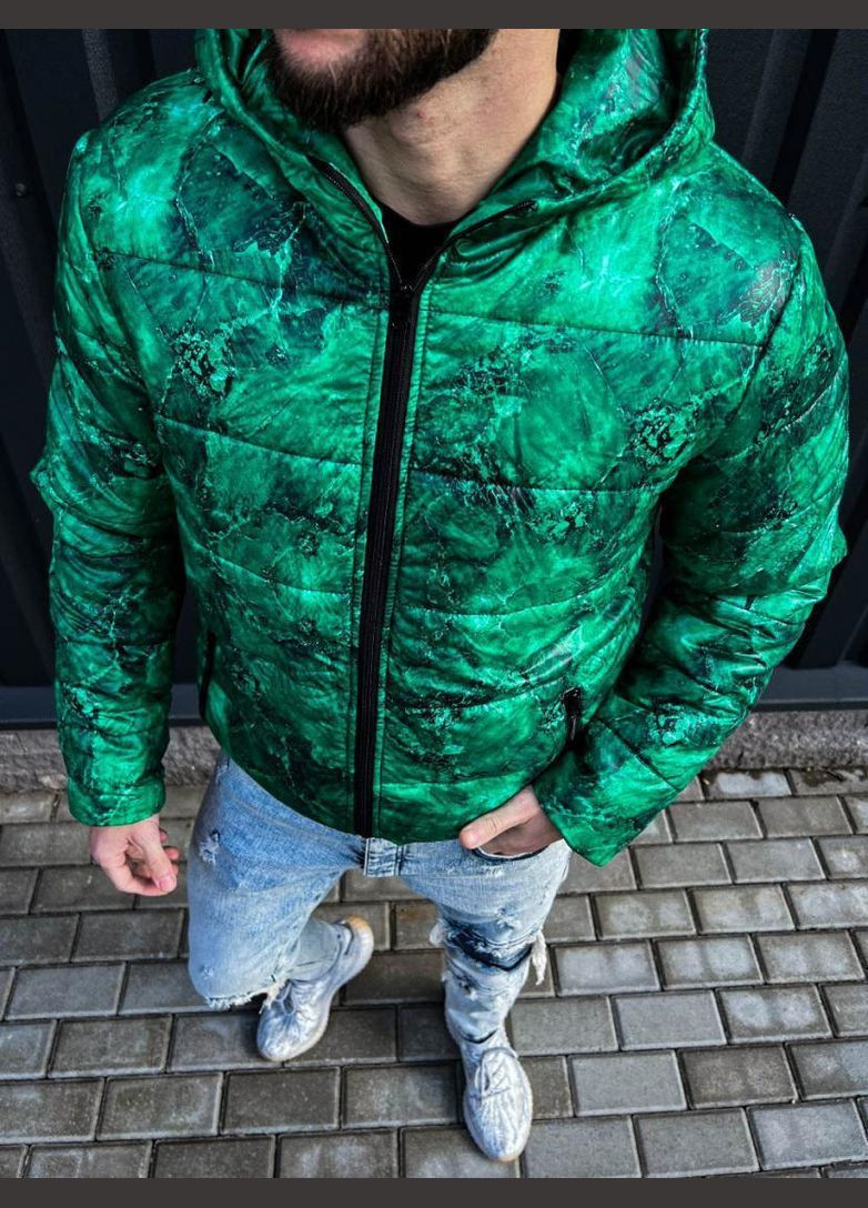 Комбінована демісезонна чоловіча яскрава куртка зеленого кольору з принтом No Brand