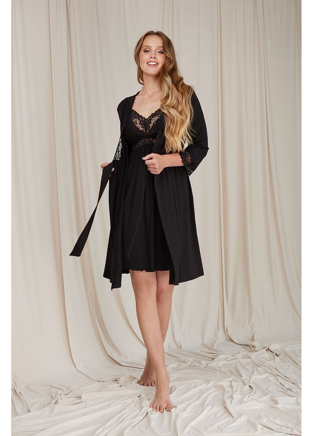 Ночная рубашка для беременных и кормящих черного цвета Dianora (360585317)