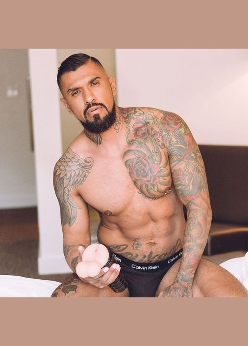 Мастурбатор попка FleshSack с мошонкой Fleshlight (298052500)