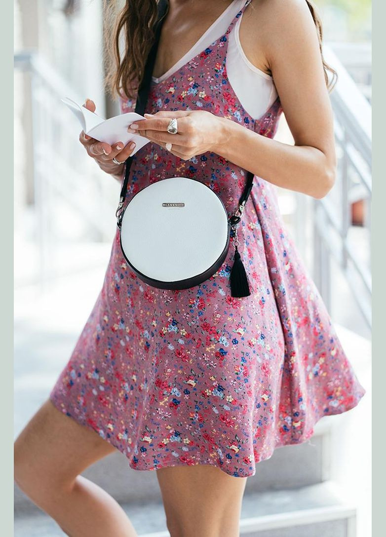 Круглая женская кожаная сумочка Tablet черно-белая (A-026425) BlankNote (327874202)