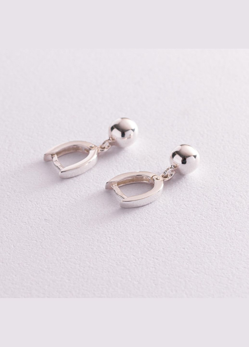 Серебряные серьги Шарики 123119 Oniks (276775544)
