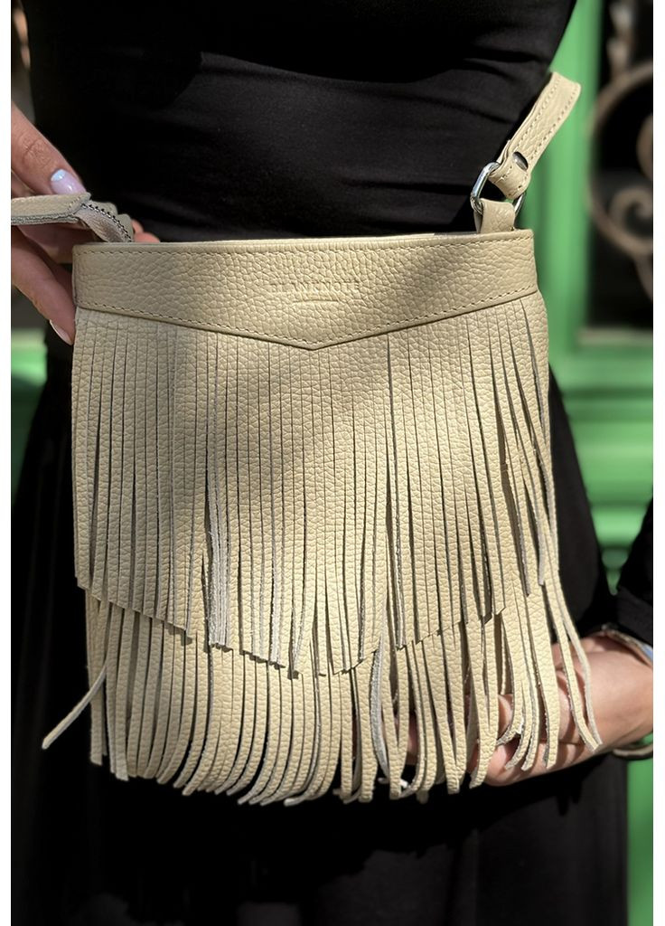 Шкіряна жіноча сумка з бахромою міні-кроссбоді Fleco світло-бежева BlankNote кросс-боди (348359322)