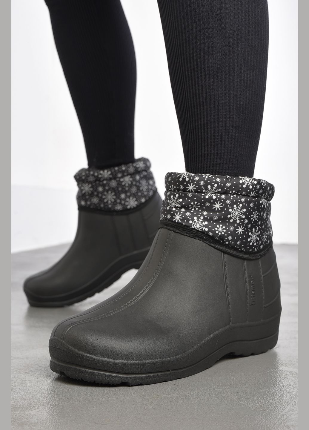 Дутики жіночі на хутрі чорного кольору Let's Shop (300076368)