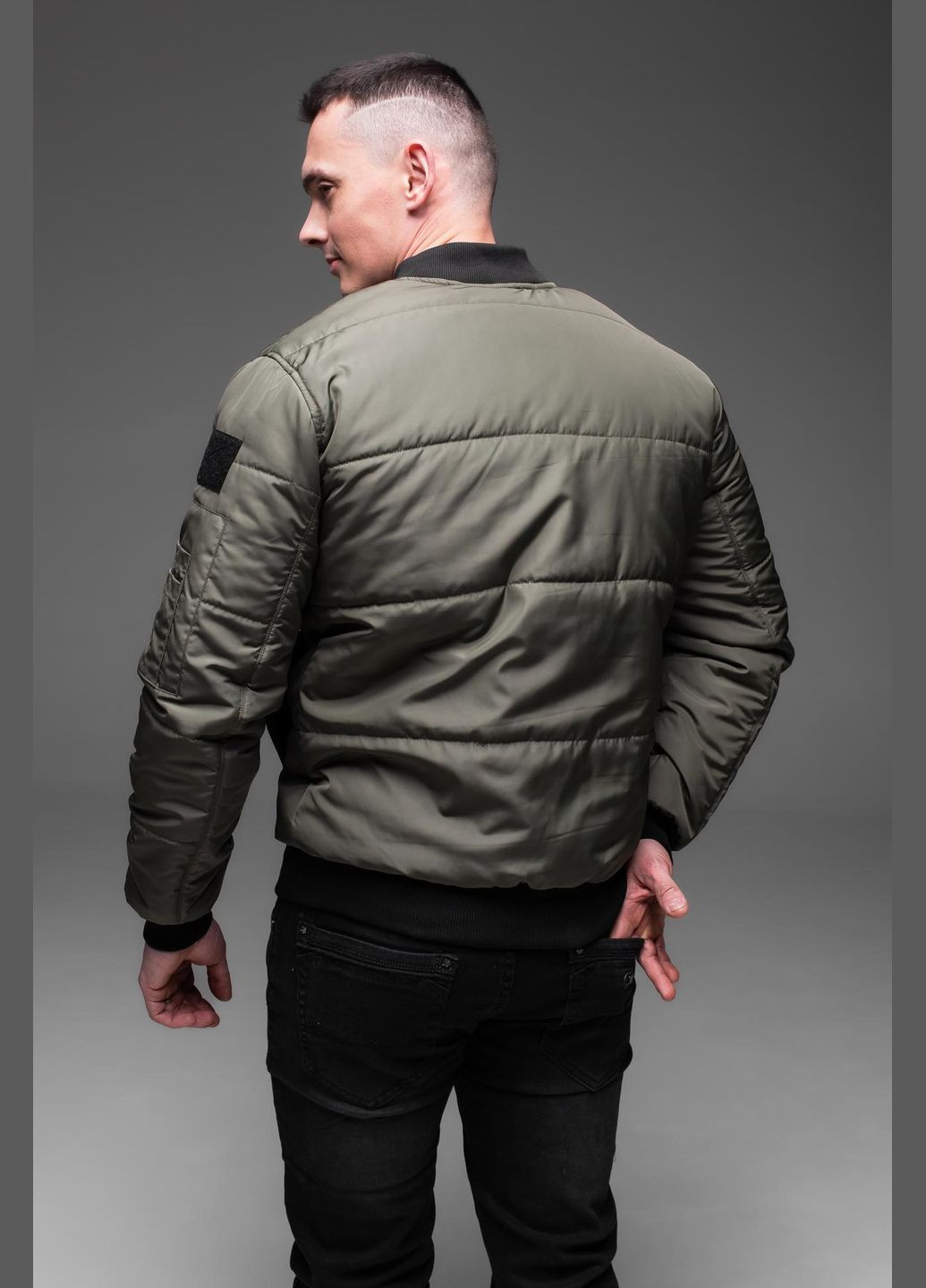 Оливковая (хаки) демисезонная куртка бомбер утепленная весна/осень No Brand