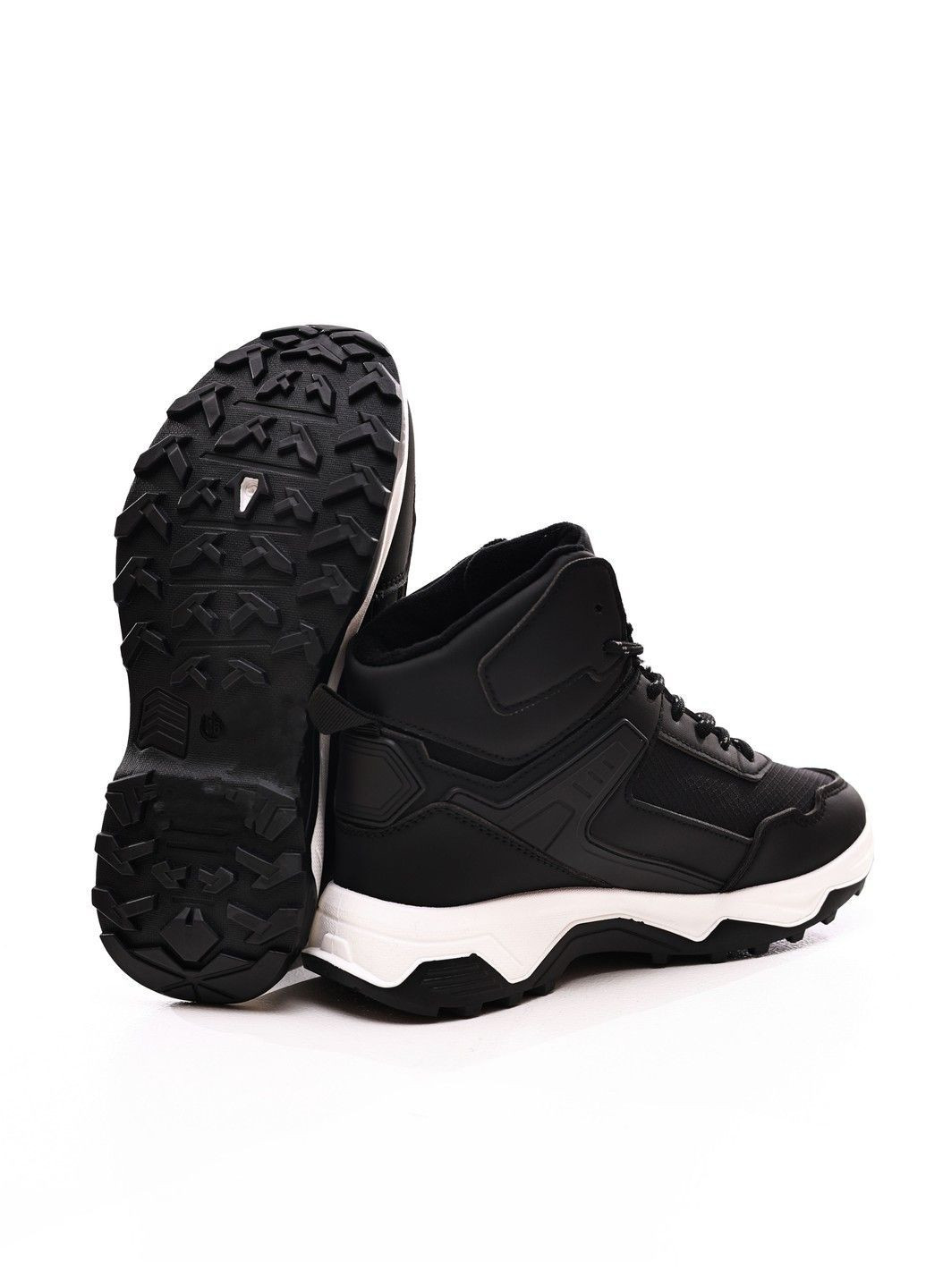 Чорні кросівки для хлопчика підлітка AESD