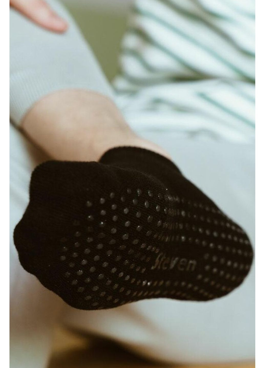 Чёрные носки короткие полумахровые с abs стопою 135 sport Steven (349499722)