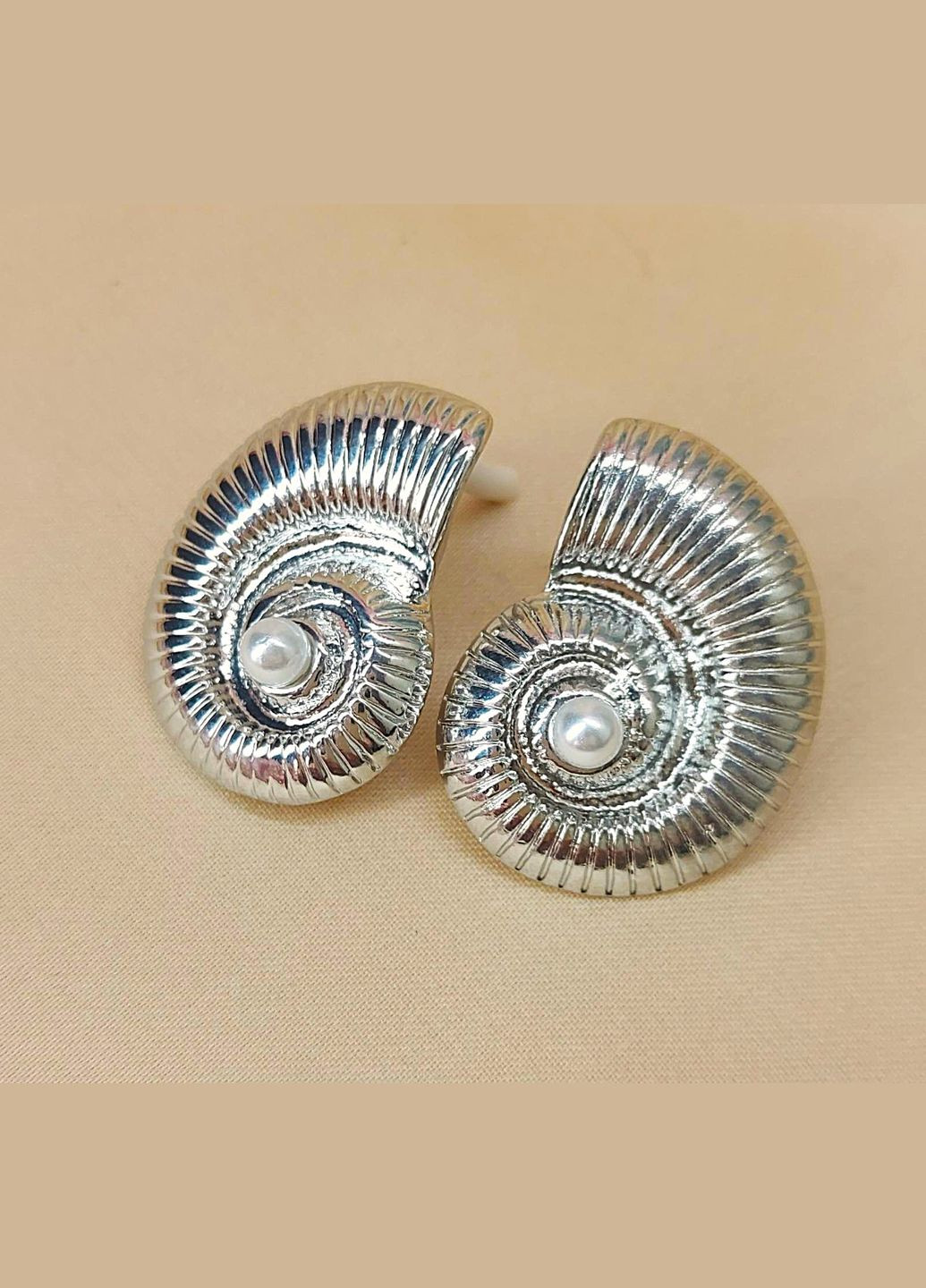 Сережки бижутерия Равлик серебряный No Brand (332181001)