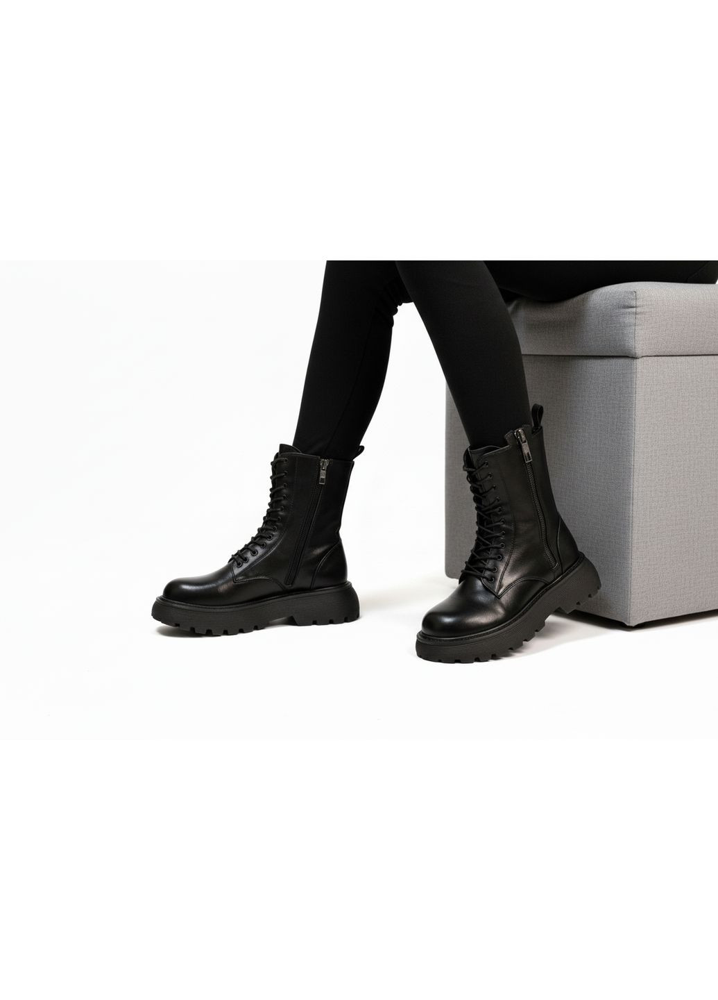 Черные осенние женские кожаные ботинки демисезонные 1734 черные Fabio Monelli