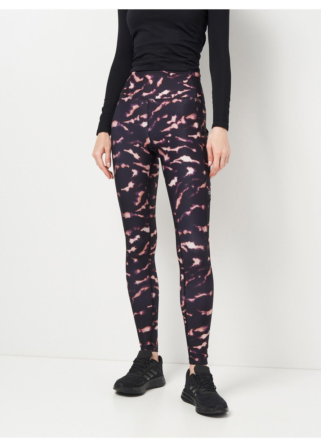 Черные летние леггинсы C&A