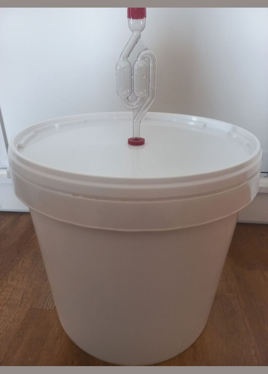 Ведро емкость для ферментации 20 л гидрозатвором No Brand (299898363)