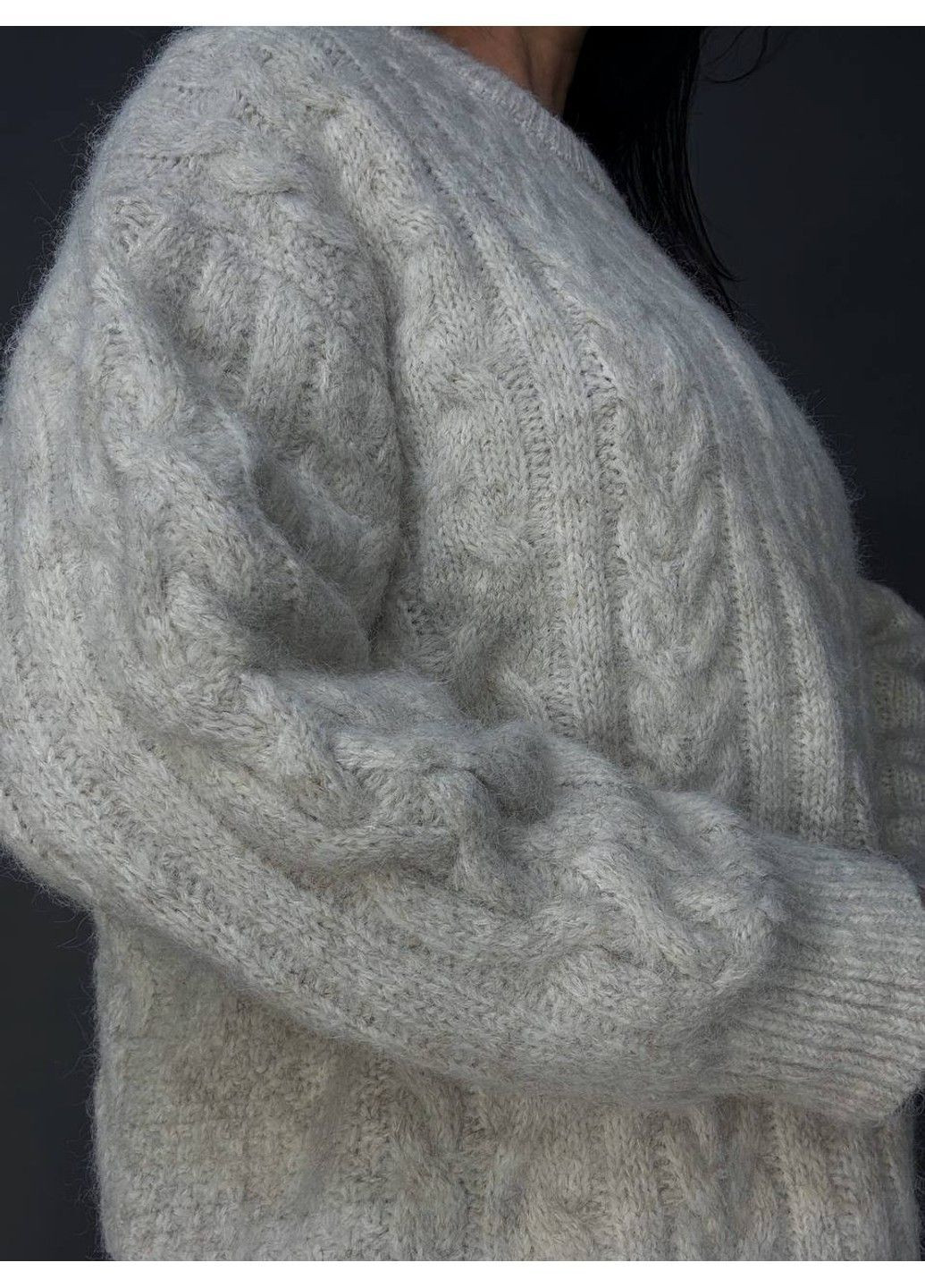 Молочний демісезонний светр жіночий a-n 3324 оверсайз крупна в’язка букле коси довгий one size No Brand