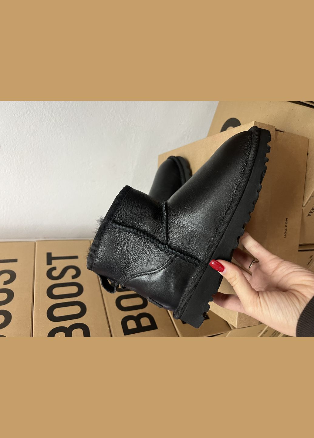 Угги женские мини черные кожаные mini leather No Brand (329688097)