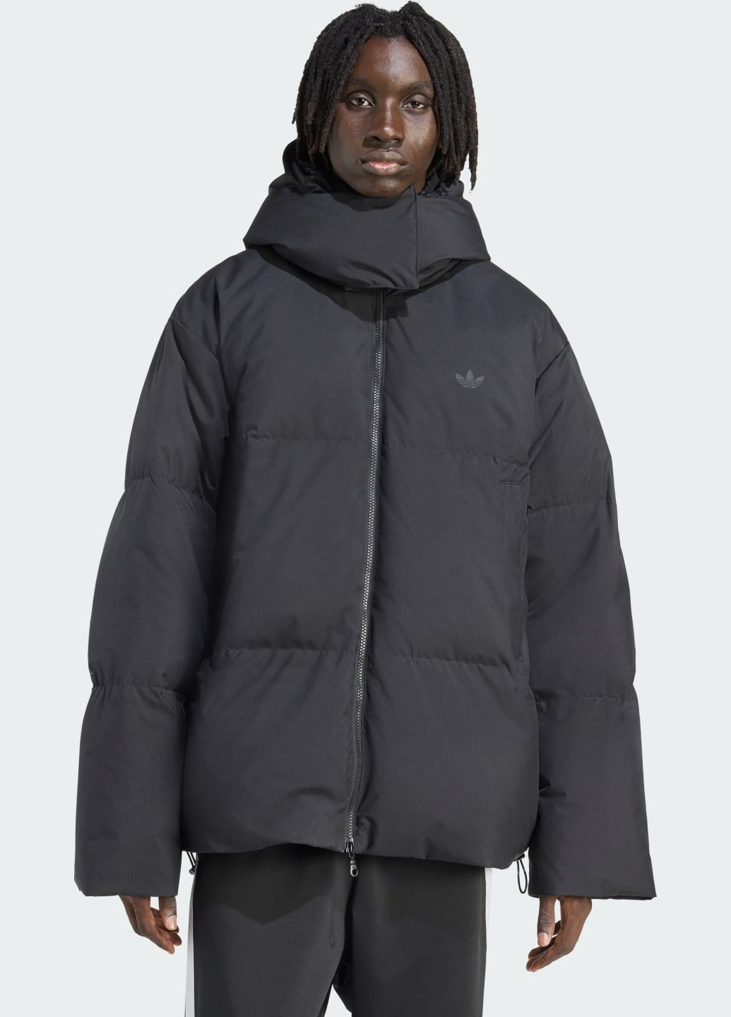 Чорна демісезонна пуховик originals duck puffer adidas