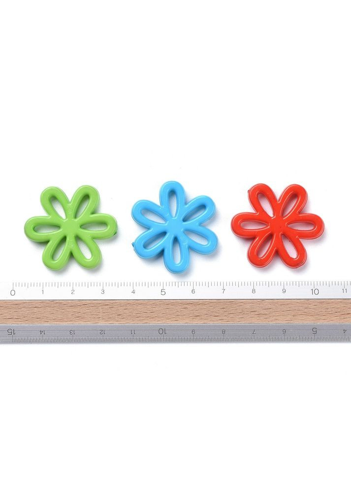 Бусины акриловые Цветок 31 мм x 28 мм x 4.5 мм Finding (316251087)