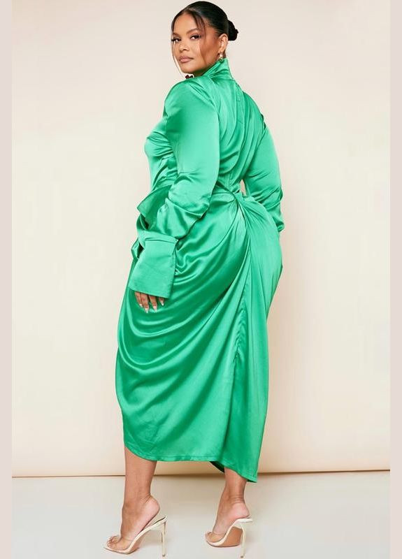 Зеленое платье атласное меди PrettyLittleThing