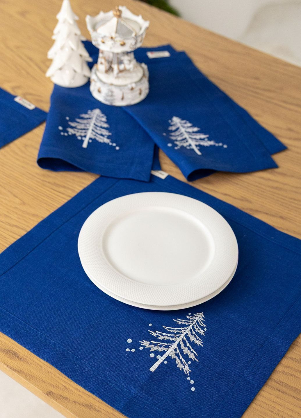 Серветка новорічна Ялинки (2шт.) р.0,40*0,40 Едельвіка комплект серветок (370022013)