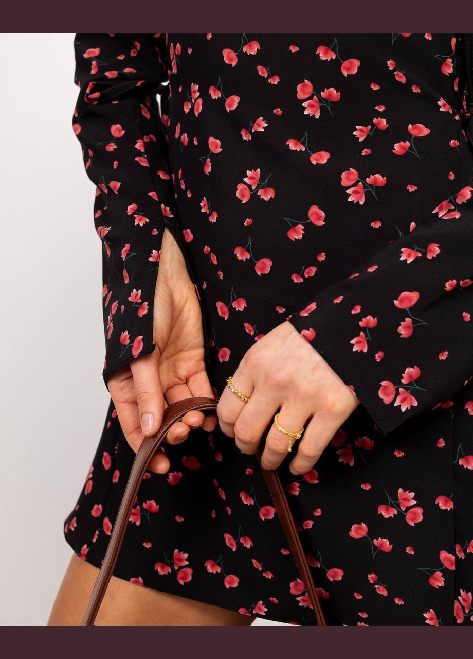 Черное повседневный короткое женское платье с принтом и затяжками. Adelante с цветочным принтом