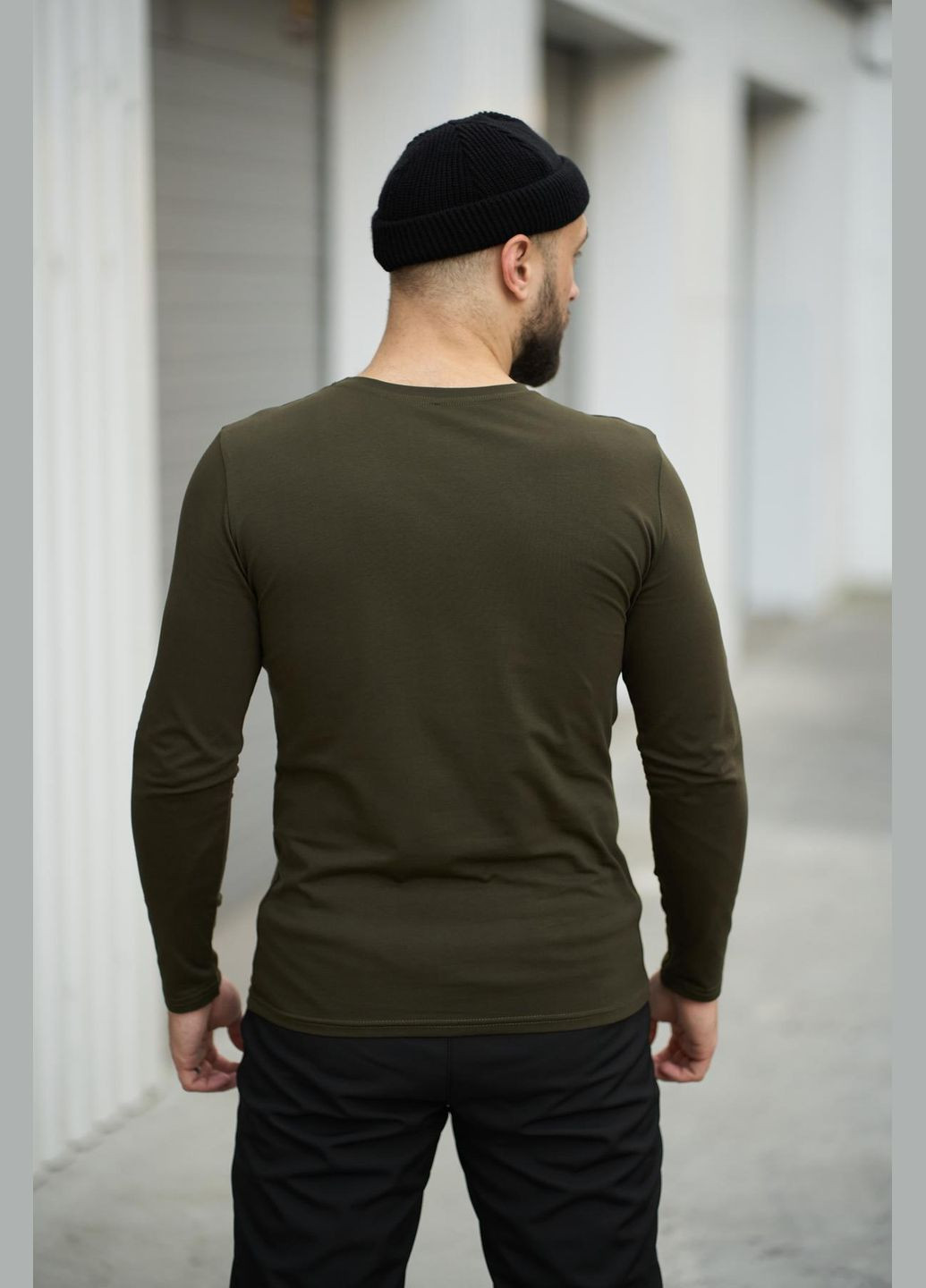 Оливковый (хаки) лонгслив Vakko