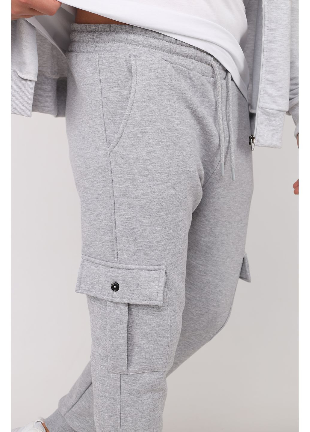 Светло-серые зимние брюки Yuki