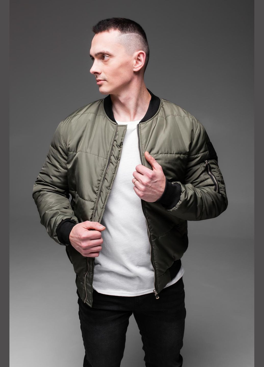 Оливковая (хаки) демисезонная куртка бомбер утепленная весна/осень No Brand