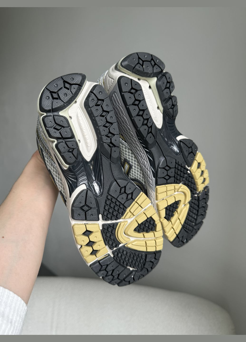 Серые демисезонные кроссовки мужские new balance 860 v2 gray | нью беланс 860 в2 серые No Brand