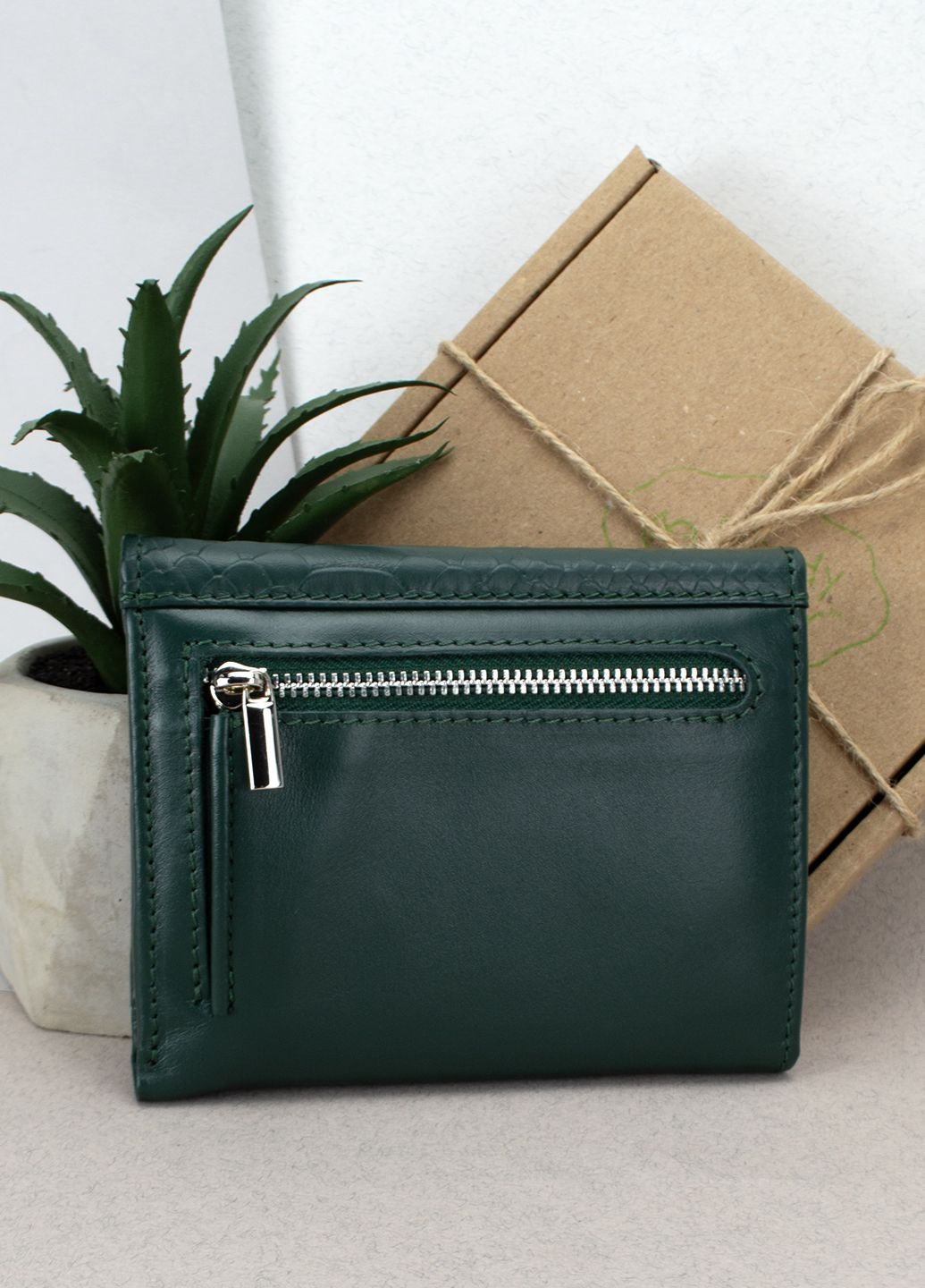 Подарочный женский набор №90: кошелек Sabrina + обложка на паспорт (зеленый питон) HandyCover (283323790)