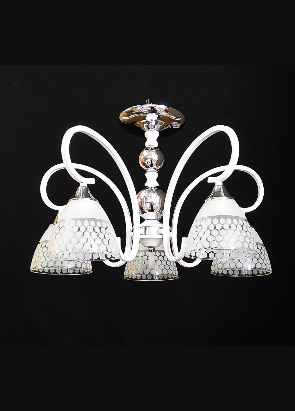 Современная люстра в классическом стиле белая на 5 ламп 193541/5. Sirius (337512919)