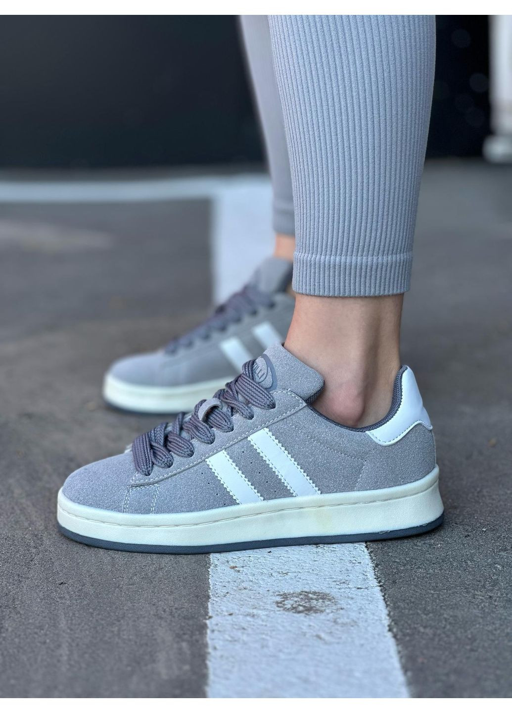 Серые практичные женские кеды серый цвет эко-замш высокого качества No Brand