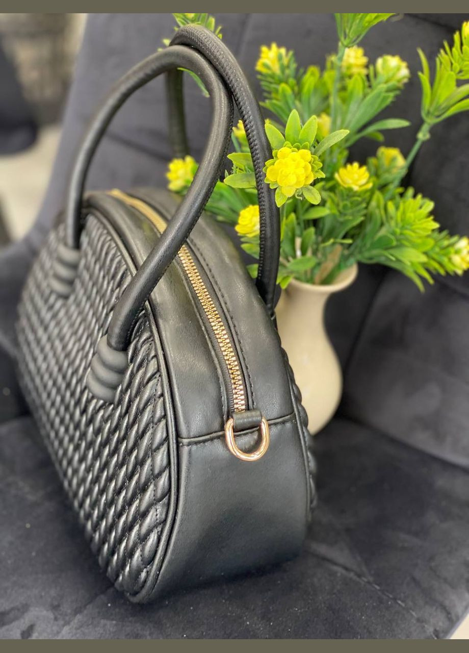 Жіноча сумка крос-боді з еко-шкіри чорного кольору 32272 No Brand (331333312)