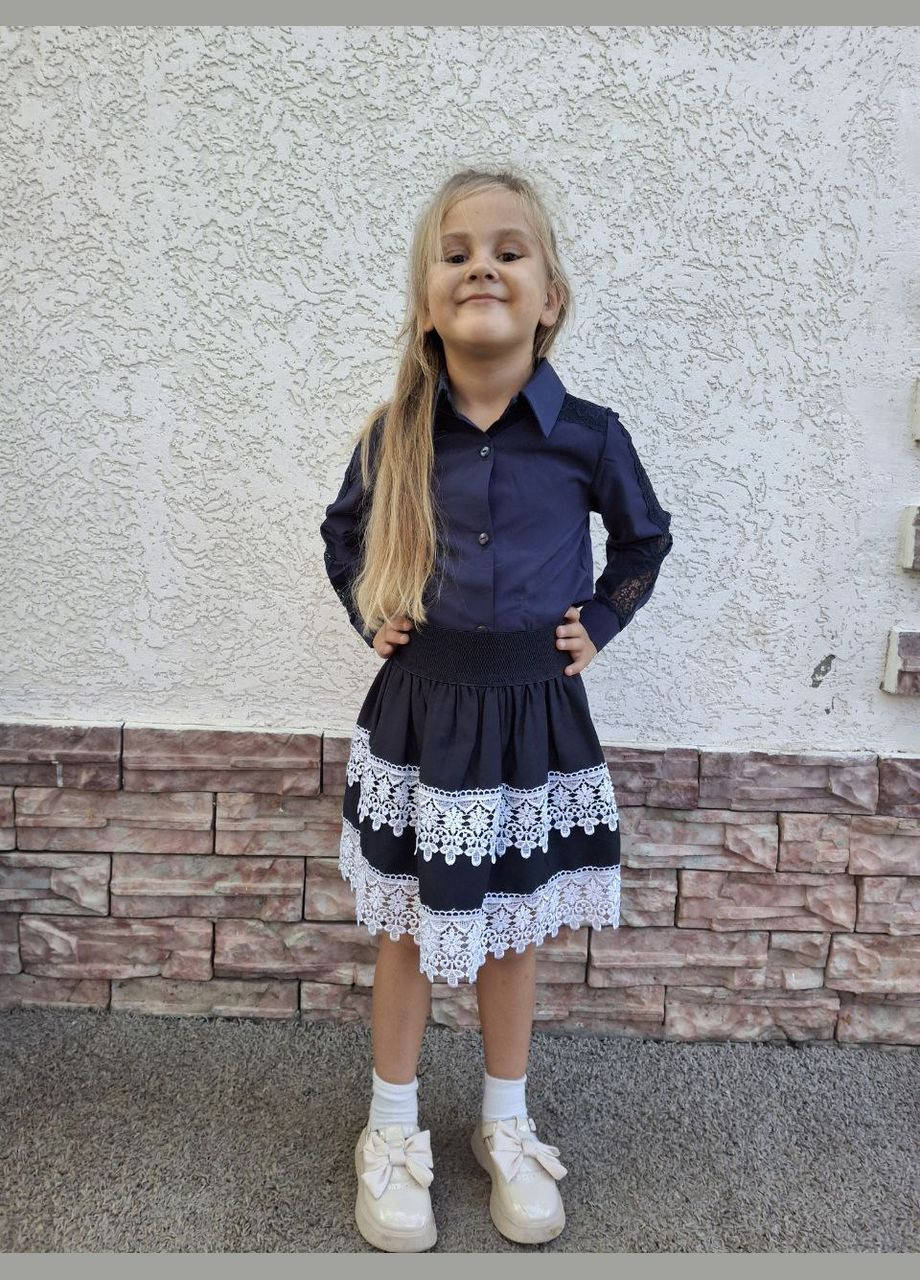 Шкільна спідниця для дівчинки з мереживом в синьому кольорі, розміри 116-146 No Brand (343053430)