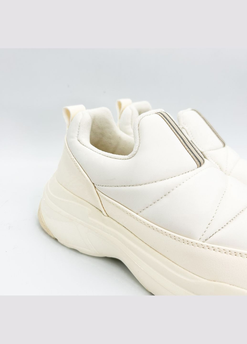 Кросівки (р) Текстиль/Екошкіра 0-1-1-JWZ-24376 Restime білі (328836548)