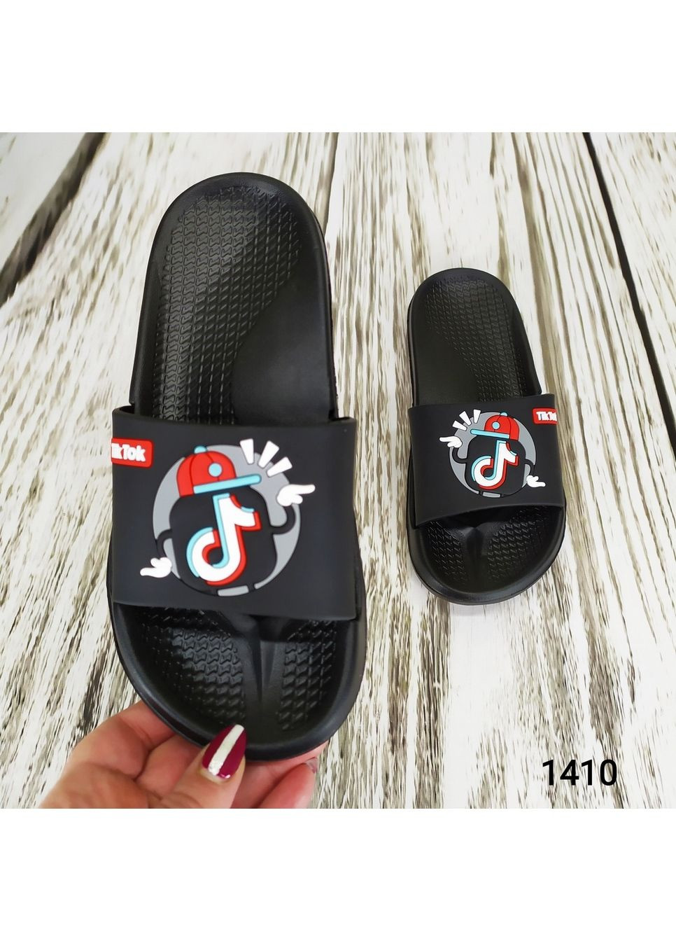 Черные повседневные шлепанцы сланцы подростковые Fashion