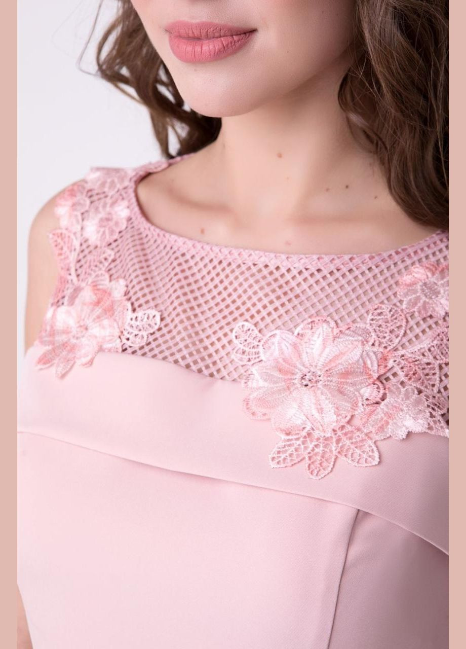 Светло-розовое сукня Modna KAZKA