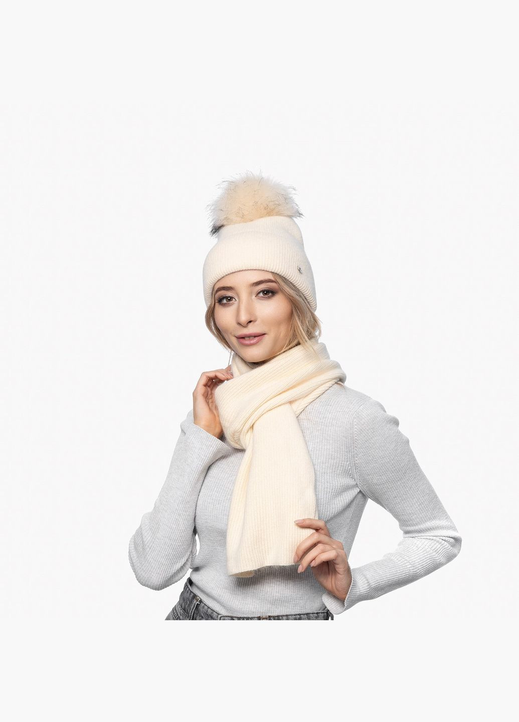 Набір шапка з помпоном + шарф жіночий ангора бежевий GILL LuckyLOOK 284-289 (322792614)