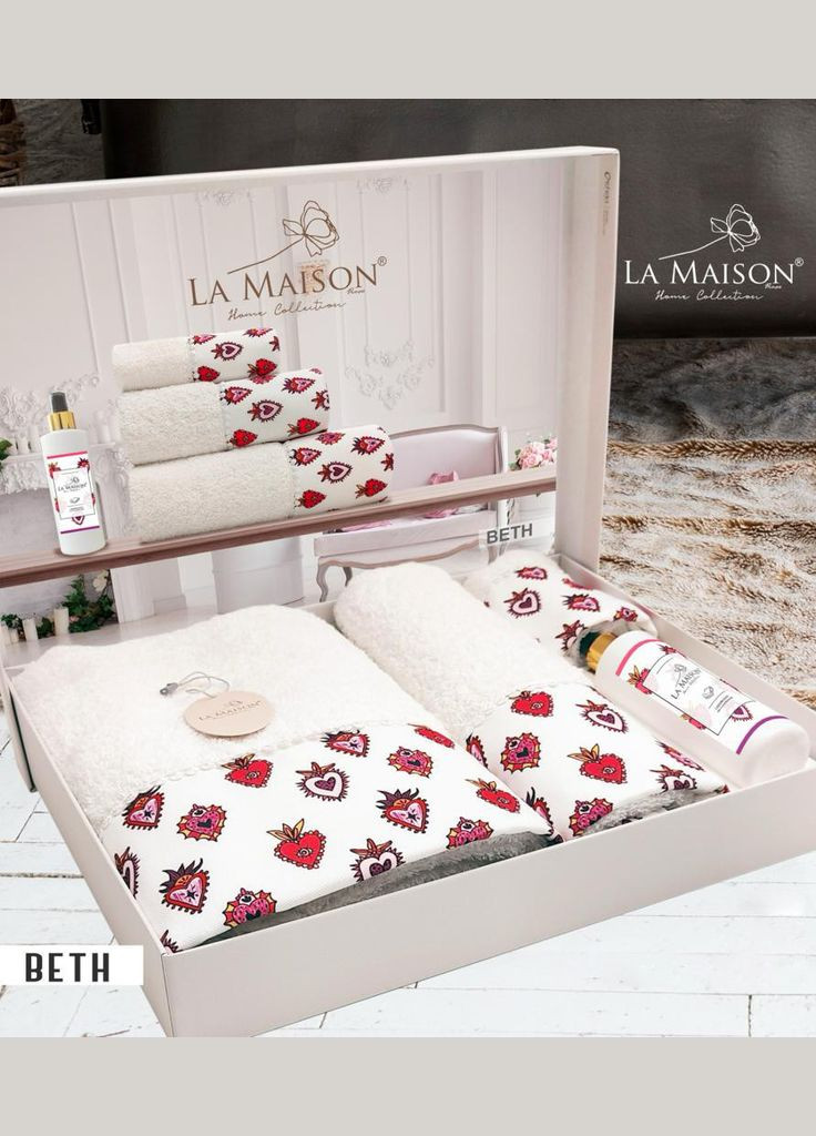 Подарунковий набір рушників La, 3 шт. з ароматом Beth Maison білий