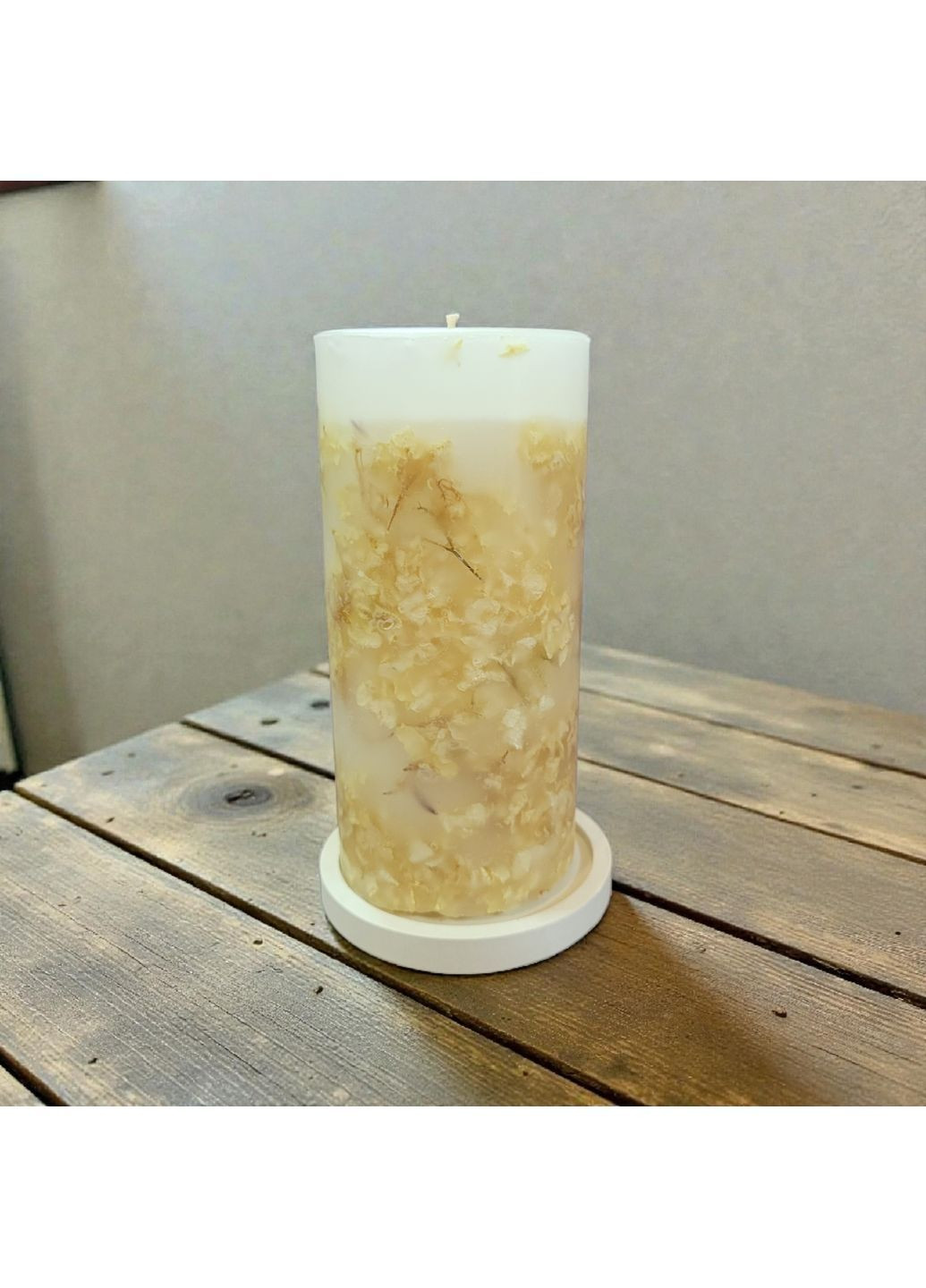 Набір з декоративної ароматної свічки з бежевою гортензією та гіпсовою підставкою Handmade Studio - AV (370709276)