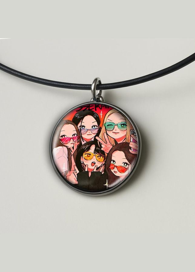 Набір підвіска (кулон) та брелок k pop LE SSERAFIM (1) No Brand (332633433)