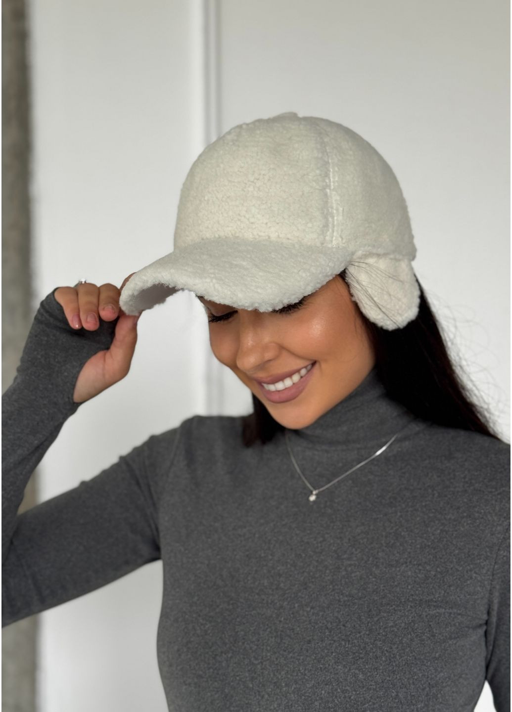 Теплая женская кепка с ушками InFashion Кепка (366820541)