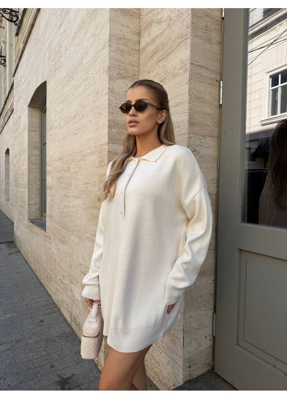 Молочный женский удлинённый свитер-поло оверсайз No Brand Б1466-124