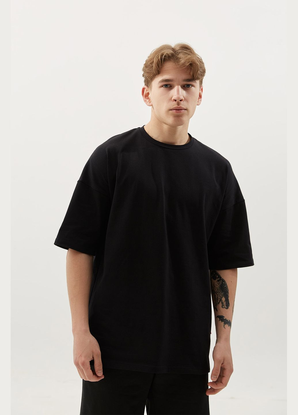 Черная футболка оверсайз professional Garne