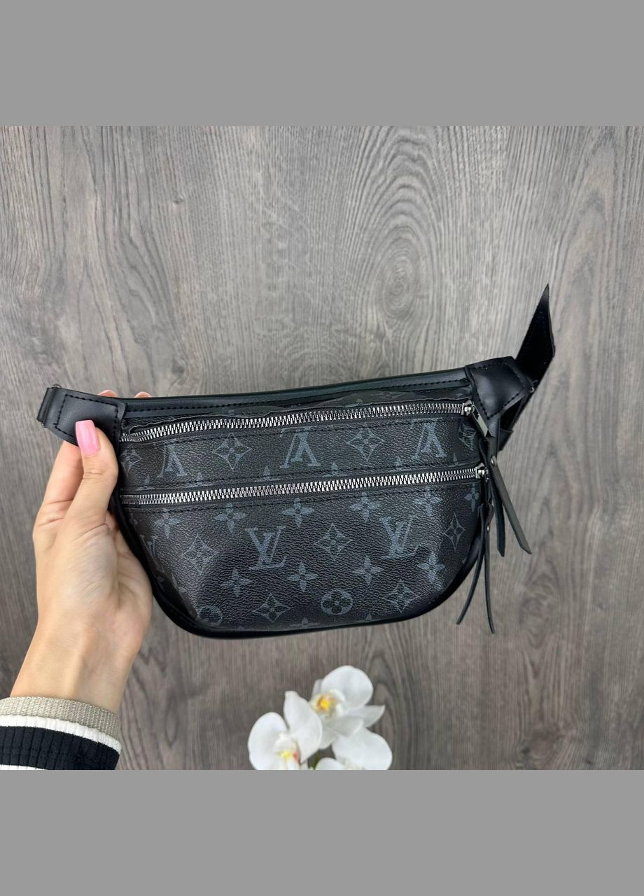 Женская сумочка бананка на грудь кросс-боди из экокожи с металлической фурнитурой черная (sku_1304Ч) No Brand (330575538)