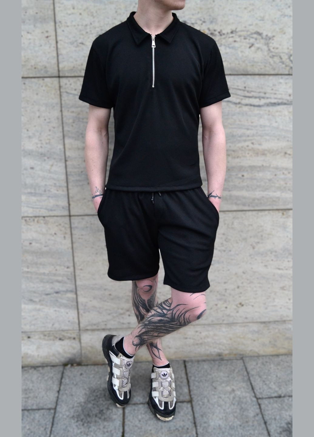 Черный летний костюм мужской с шортами и футболкой Seventy.Eight