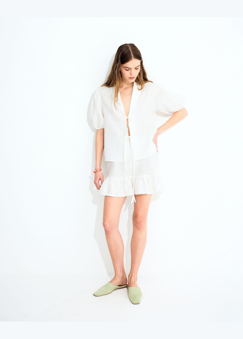 Молочна блуза лляна на зав’язках молочна JUL