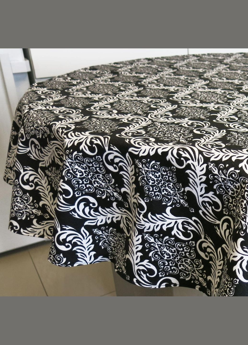 Скатерть на овальный стол с тефлоновой водоотталкивающей пропиткой черного цвета с белым принтом "Ажур" 270, 170 Maystat (305390885)