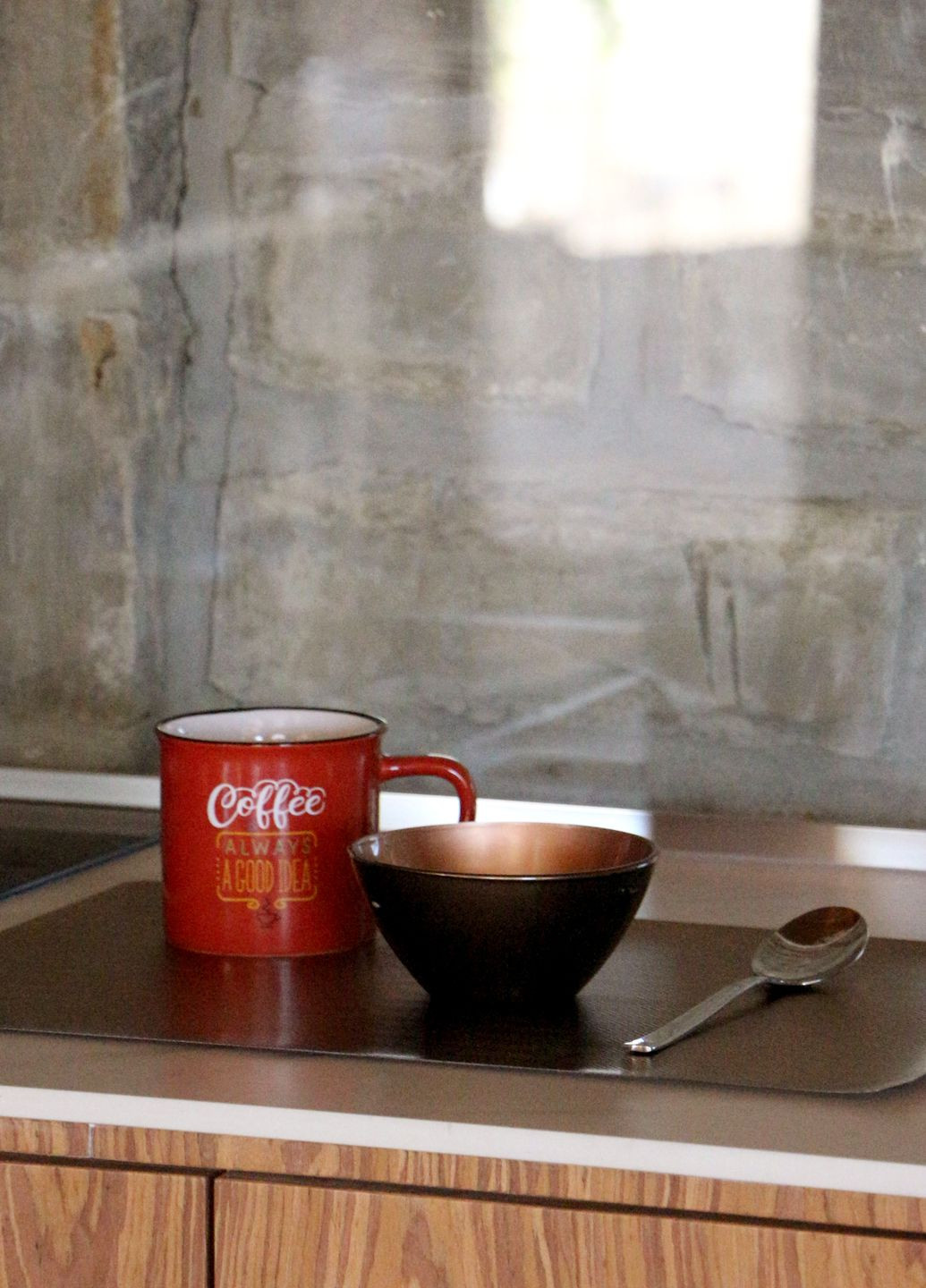 Коврик водонепроницаемый для сервировки стола 30х45 см сияющее золото Amazon (348832101)