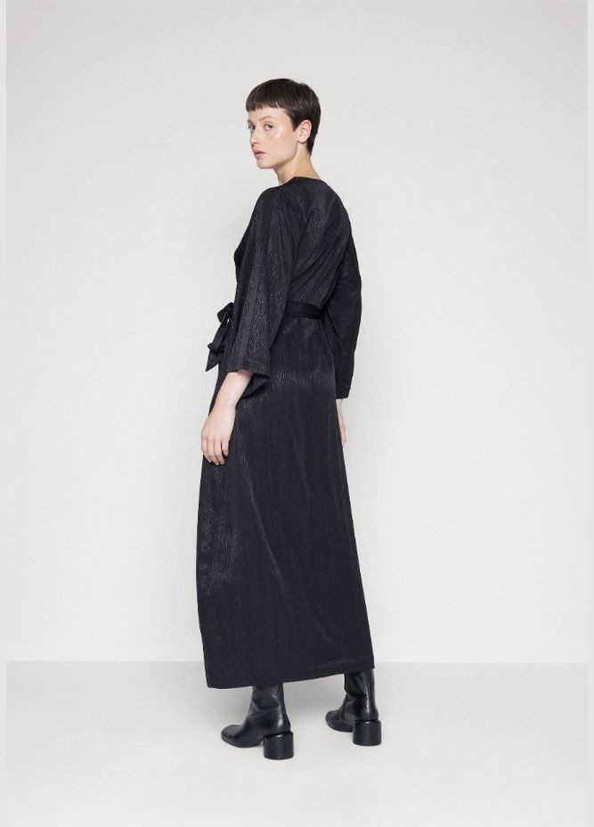 Черное праздничный, вечернее платье женское на запах на запах Selected Femme в полоску