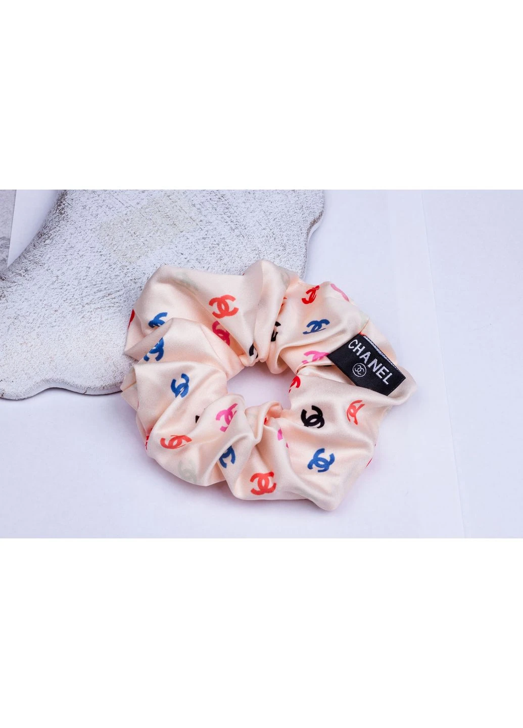 Гумка яскрава для волосся, бежева гумка Fashion Jewelry (393799628)