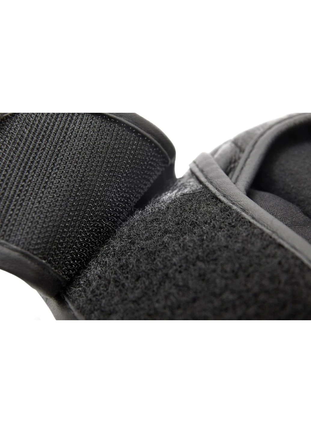Рукавички для тренінгу MMA Gloves Leather (RSCB-10340RDBK) Reebok (399461569)